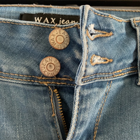 Blue light wash jeans worn once MADE IN USA - Picture 3 of 3